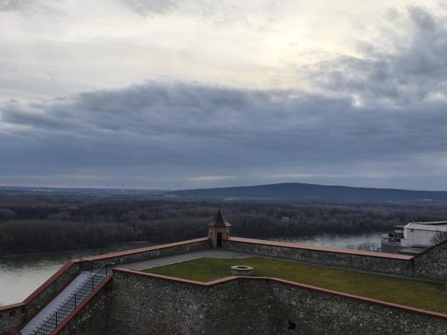 斯洛伐克布拉迪斯拉发州：四面相绘地域美，历史人文满溢魅力