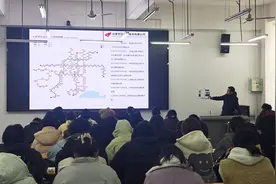 安徽黄梅戏艺术职业学院举办2025届高校毕业生校园招聘会图片