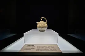 文博日历丨揭不开盖的瓷壶，竟是国宝？图片