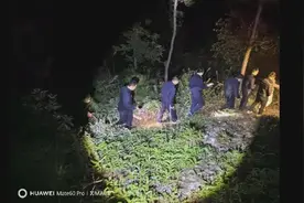 江西兴国：3岁男童深山走失22小时警民携手平安找回图片