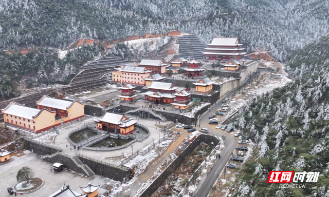 郴州：雪后风景宛如水墨画卷