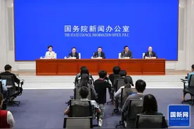 财政部答海报新闻：防止拖欠、截留、挪用，确保农业保险政策精准滴灌图片