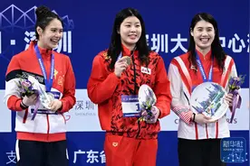 全国游泳冠军赛：张雨霏获女子50米蝶泳铜牌 吴卿风摘金图片