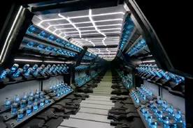 硬核浪漫！重庆防空洞变身星际迷航现场图片