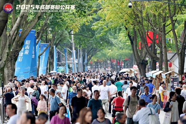 成都区（市）县不断上新 假日游客热烈“奔县”