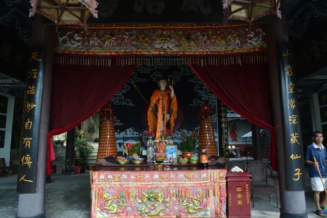 锁定宜宾！总台春晚的“盲盒”里，藏着N张惊艳的名片