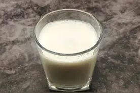 超市里也有“假牛奶”？！挑对牛奶，这个指标最重要！图片