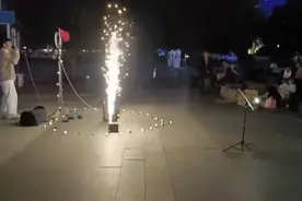 我在长沙送快递：一半送快递养家糊口，一半唱歌滋养自己图片
