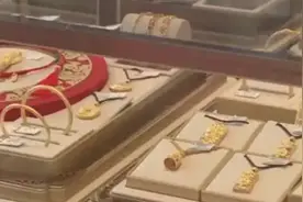 金价上涨后，有人贷款17万买黄金！律师：涉嫌违规图片