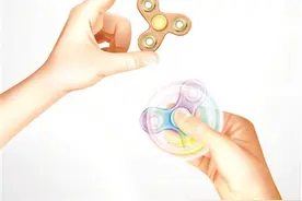 手里盘点什么？随身玩具圈粉男性玩家图片