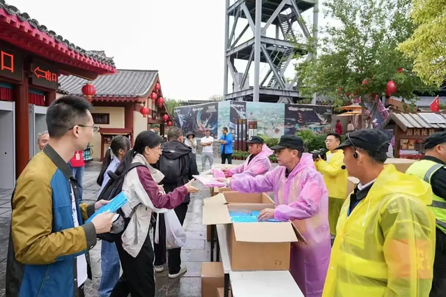 金秋揽月迎双节 河南迎游客8136.3万人次，旅游收入539.1亿元