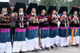 “宁”静山城 “蒗”漫彝乡｜出发过火把节前，先来Get宁蒗彝族过火把节知识吧~图片
