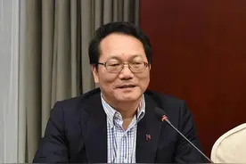 多位高校领导被查，有人退休多年主动投案图片