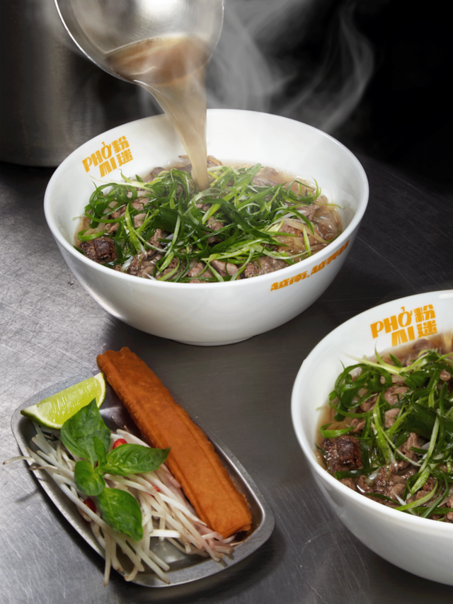 太Chill了！解锁闵行的“欧式慢生活”，在喷泉广场晒太阳、吃烤肉……