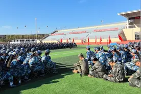 山东胜利职业学院举办2024级新生“开学第一课”图片