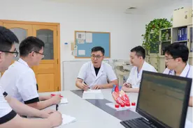 “双心”护体！毓璜顶医院完成烟威地区首例“人工心脏”植入手术图片