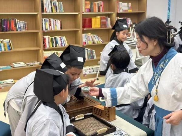 “图书 ＋” 融合出新意 丰都图书馆激活山城县域文化新动能