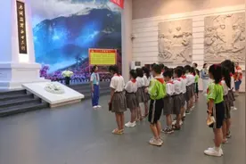 江西吉安县：“小小红色讲解员”让宣讲更有“青春气”图片