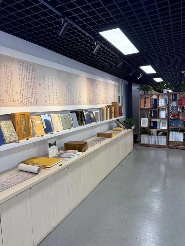 夏日海淀文艺一日游：紫竹院赏荷×国图看展攻略