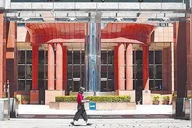 “铁饭碗”不如送外卖？台湾公职出现人力荒，报考人数10年减一半图片