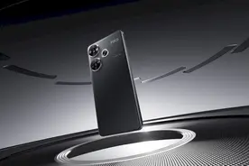 最新十大热门手机排行公布：国产品牌占据一半席位！图片