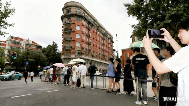 放下“出片”执念，旅行不是做任务丨中听