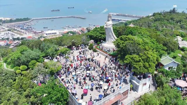首破300万！新湄洲，新跃升！岛岸文旅融合谱新篇！
