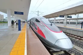 明年1月5日广铁调图：广州东站告别“绿皮车”，新塘站首开过港列车图片