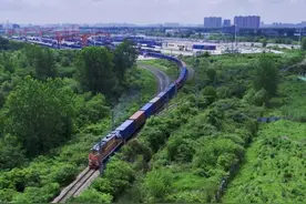 闯关口转优势，武汉以改革创新撑起中部崛起重要增长极图片