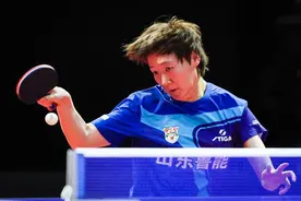 孙颖莎独得2分难救主，王曼昱领衔山东鲁能队夺得2024乒超女团冠军图片