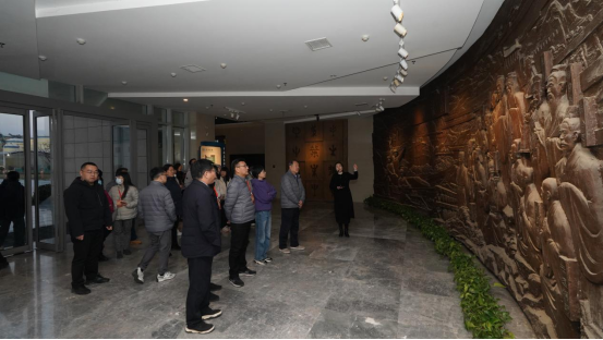 地下盐穴变身“能源银行”，岩盐之都谱写绿色变革新篇章