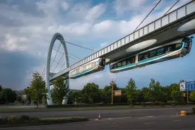 跨过2万亿，武汉何以强势“逆袭”？图片