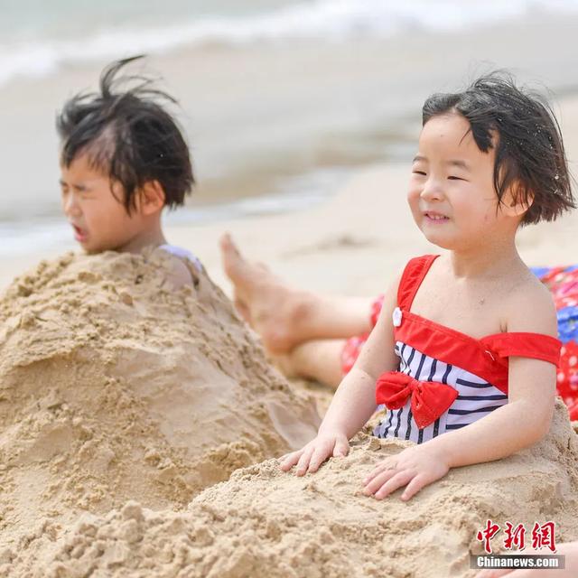 人这一辈子，一定要去一趟海南看海玩海
