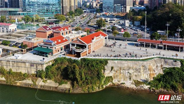 岁暖时刻丨在长沙，一眼千年：从橘子洲头到城市天际线