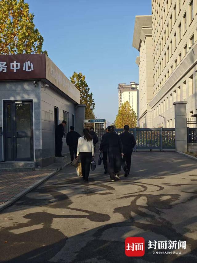 河北邢台一家五口被害案今日开庭，被害人家属：希望判决能告慰家人