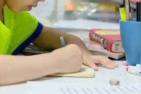 一道小学数学题，竟让医生“联名发声”？图片