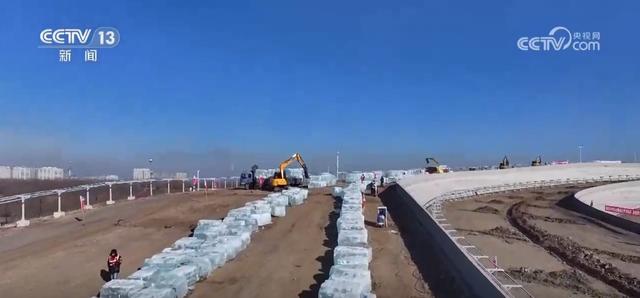 超级冰滑梯、林海围炉……解锁新体验！特色冰雪活动拉满冬日文旅期待值