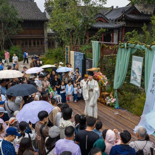 泉水撒欢！济南“泉水游”进入最佳观赏季