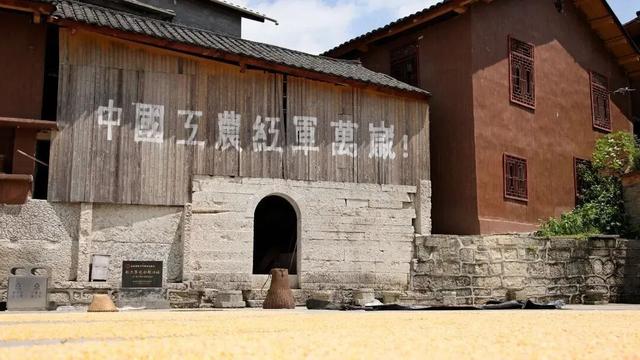 国庆游彭水②｜金秋彭水韵，苗乡人文情