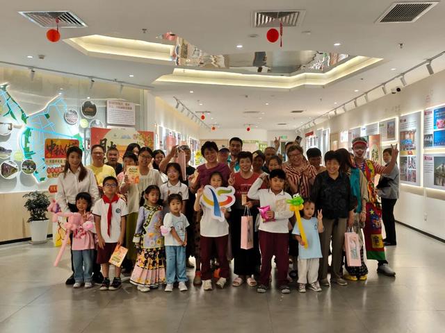 月满人团圆 ，九亭镇特色游园伴居民沉浸式过中秋