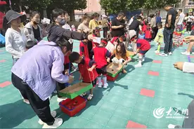 嘉祥县大张楼镇中心幼儿园开展庆六一儿童节“西瓜派对”亲子主题活动图片