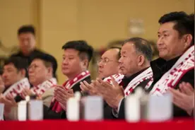 沈阳第七中学（附属小学）与辽宁铁人足球俱乐部共建“青少年足球精英培养基地”图片