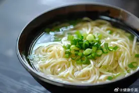 馒头、米饭、面条，哪个升糖指数高？图片