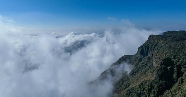 乌蒙大草原：邂逅静谧诗意的云端仙境