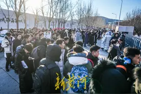 山东2024年艺术类统考面试启动，有考生凌晨4点就起床准备图片