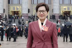 代表委员聊“宝藏” | 全国人大代表屠红燕：大系团队的精神和浙江企业家相通图片