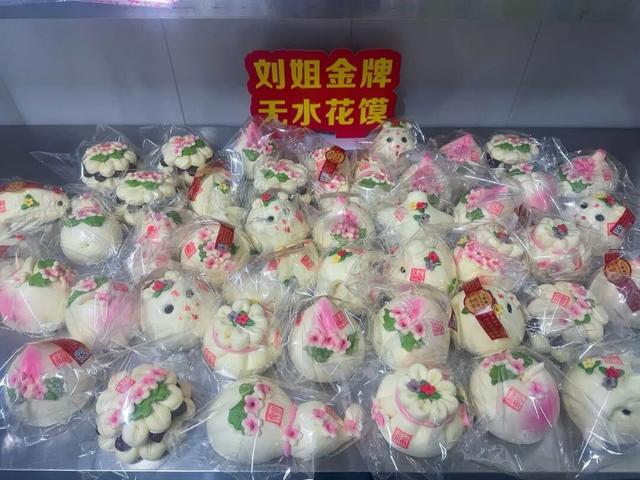 巴彦淖尔：多彩文化活动浸润假日生活