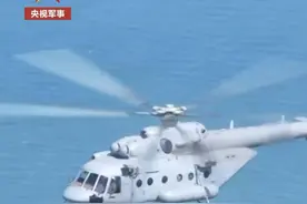 硬核救援！看空军多课目跨昼夜海上搜救演练图片