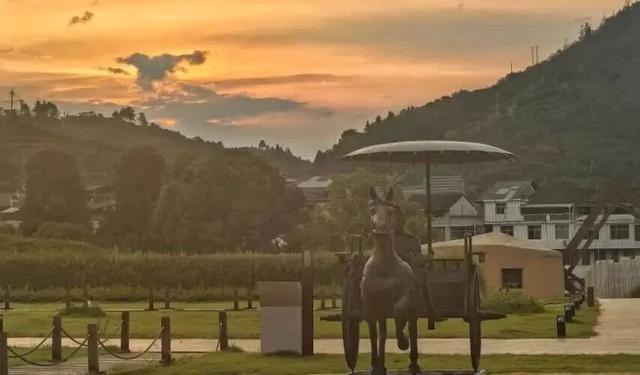 山水有情，龙山有请——第四届湘西州旅游发展大会系列报道之一