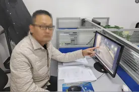 男子酒后叫两代驾“竞争上岗”并殴打后来者，警方：行拘10日图片